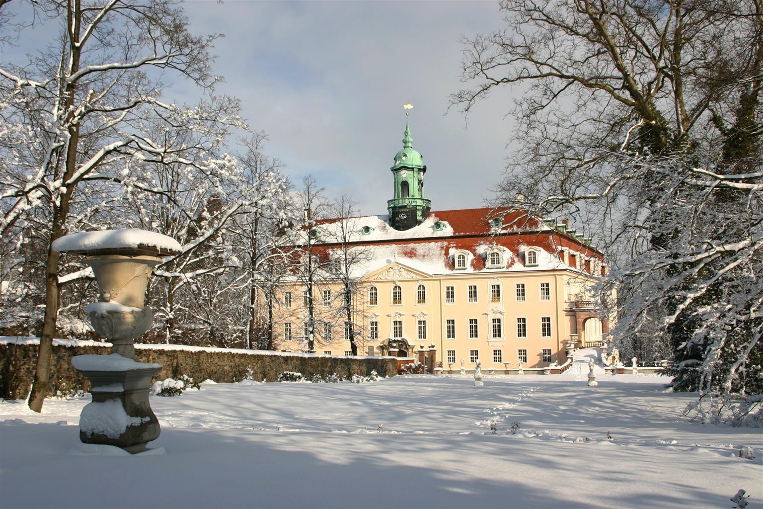 Rugs Hotel Am Schlosspark Lichtenwalde Exterior photo